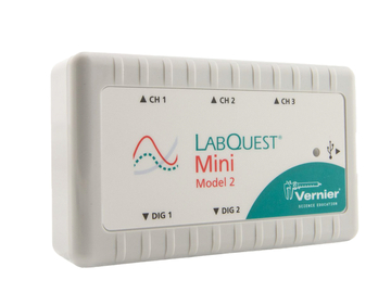 Das Bild zeigt ein LabQuest Mini Model 2, ein tragbares Datenerfassungssystem für den Bildungsbereich. Es verfügt über verschiedene Anschlüsse für Sensoren und ist ideal für Experimente in Naturwissenschaften geeignet.