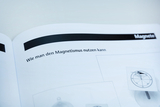Das Bild zeigt eine Seite aus einem Handbuch mit dem Titel „Wie man den Magnetismus nutzen kann“. Die Seite enthält Illustrationen, die verschiedene Anwendungen und Experimente zum Thema Magnetismus darstellen.