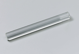 Das Bild zeigt ein transparentes Reagenzglas, das in einem Experimentierbedarf-Shop angeboten wird. Es ist einfach und funktional gestaltet, ideal für den Einsatz in Bildungs- und Laborumgebungen.