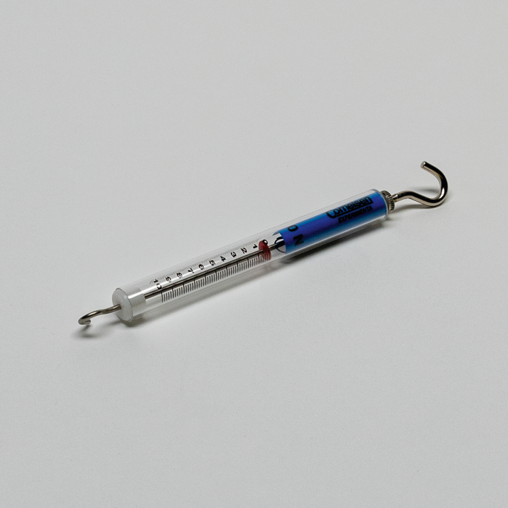 Das Bild zeigt ein Thermometer mit einem gebogenen Haken am Ende, das im Bildungsbereich eingesetzt wird. Es hat eine klare Skala für die Temperaturmessung und ist für Experimente geeignet.