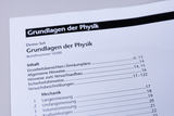 Ein Ausschnitt eines Demo-Sets zum Thema „Grundlagen der Physik“ zeigt ein Inhaltsverzeichnis. Aufgeführt sind unter anderem Sicherheitshinweise sowie Themen der Mechanik wie Längen-, Umfang- und Volumenmessung.